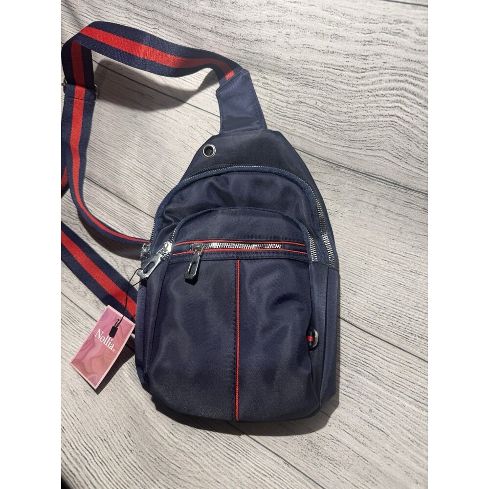 Nollia Nylon Navy/Red Crossbody Sling Bag NWT Adjustable Strap Zip Close C27